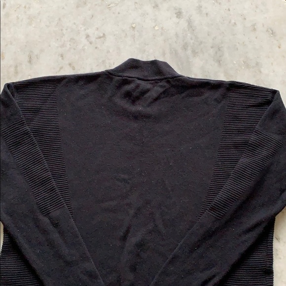 Mango - Picture 5 of 5